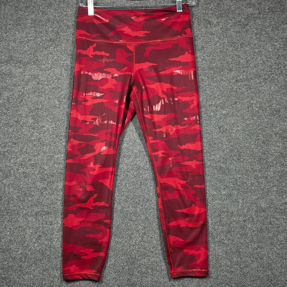 Athleta Elation Train Womens Medium Printed 7/8 Tight Holiday 2021 Red Camo Foil